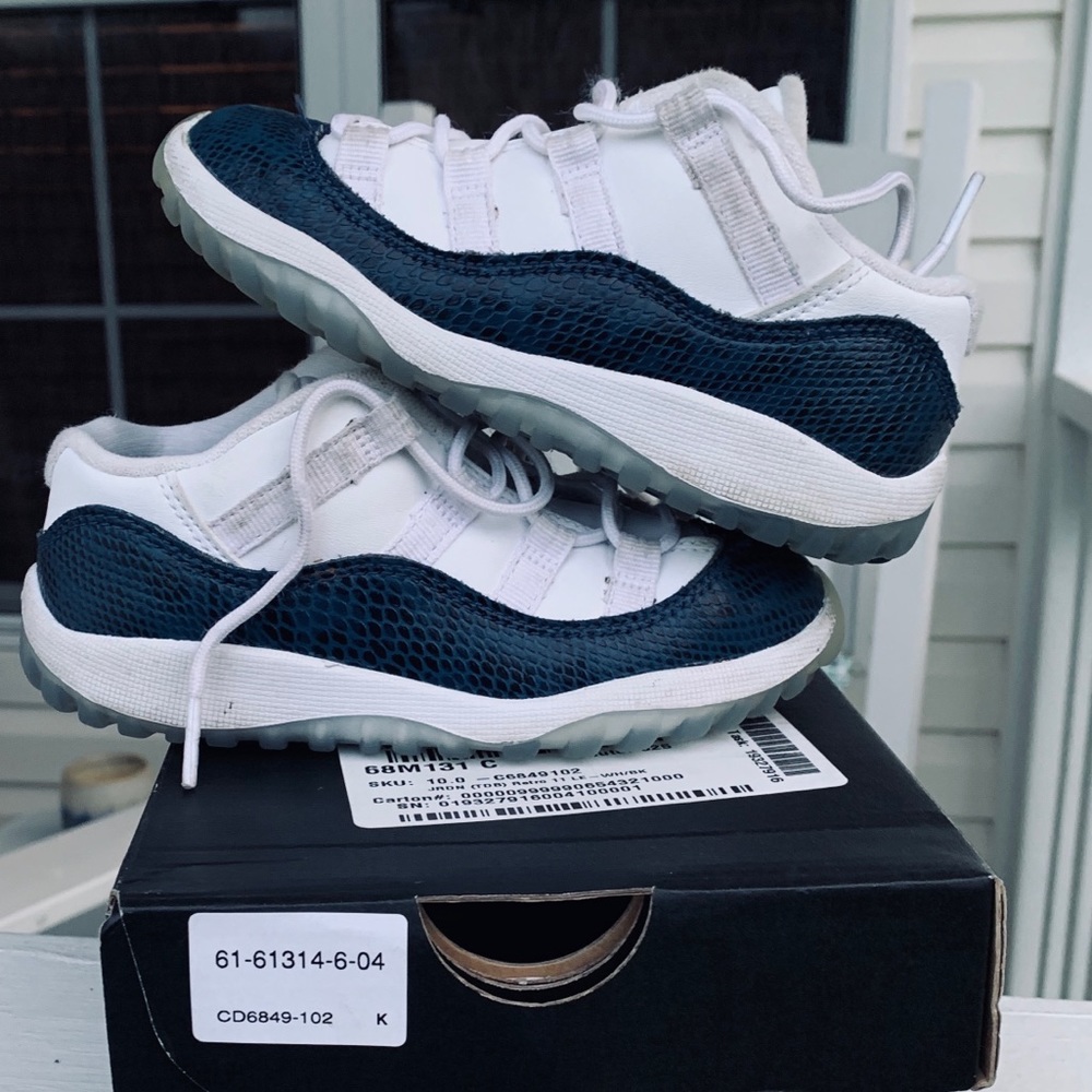 11 Jordan Retros